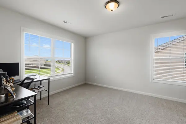 Flexible room — office, nursery or guest